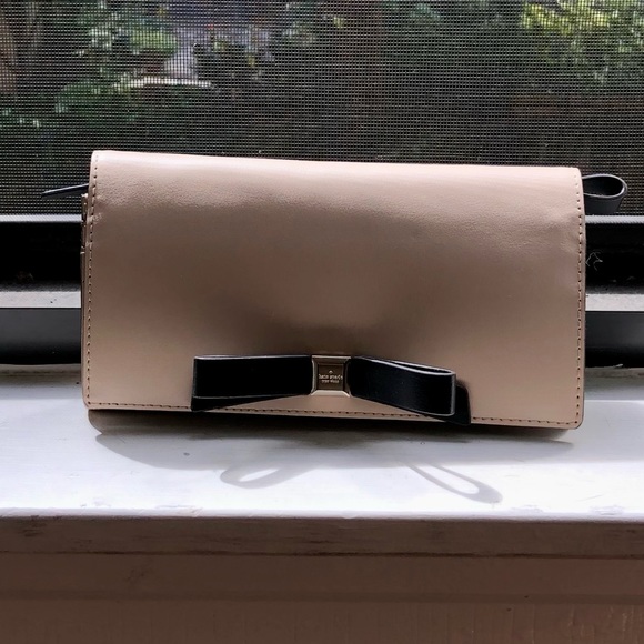NWT Kate Spade Bow Clutch - Picture 6 of 7